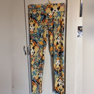 Graphic one size leggings Never worn